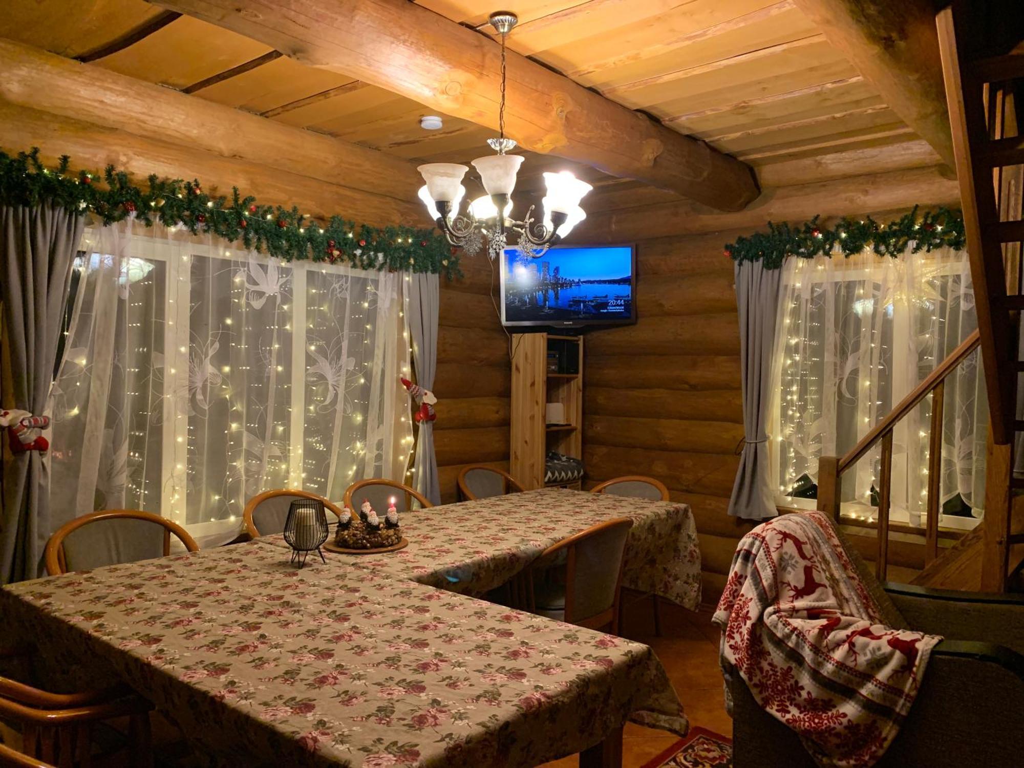 Hotel Kundzini à Bīriņi Extérieur photo