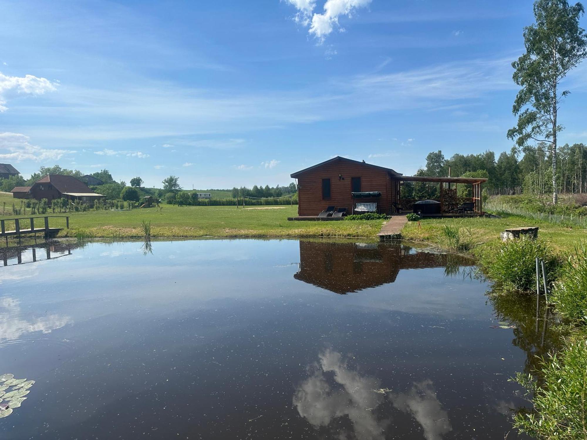 Hotel Kundzini à Bīriņi Extérieur photo