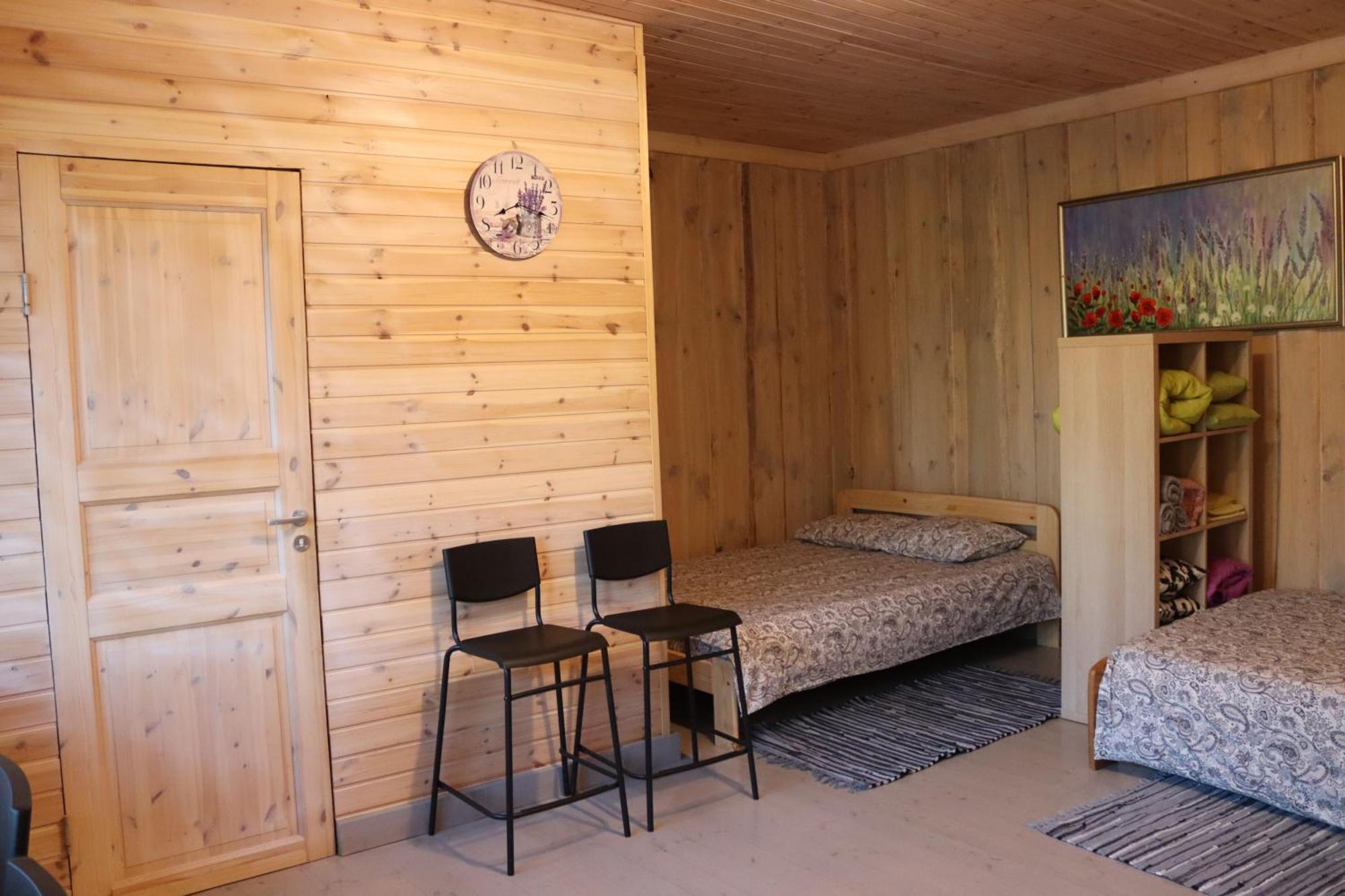 Hotel Kundzini à Bīriņi Extérieur photo