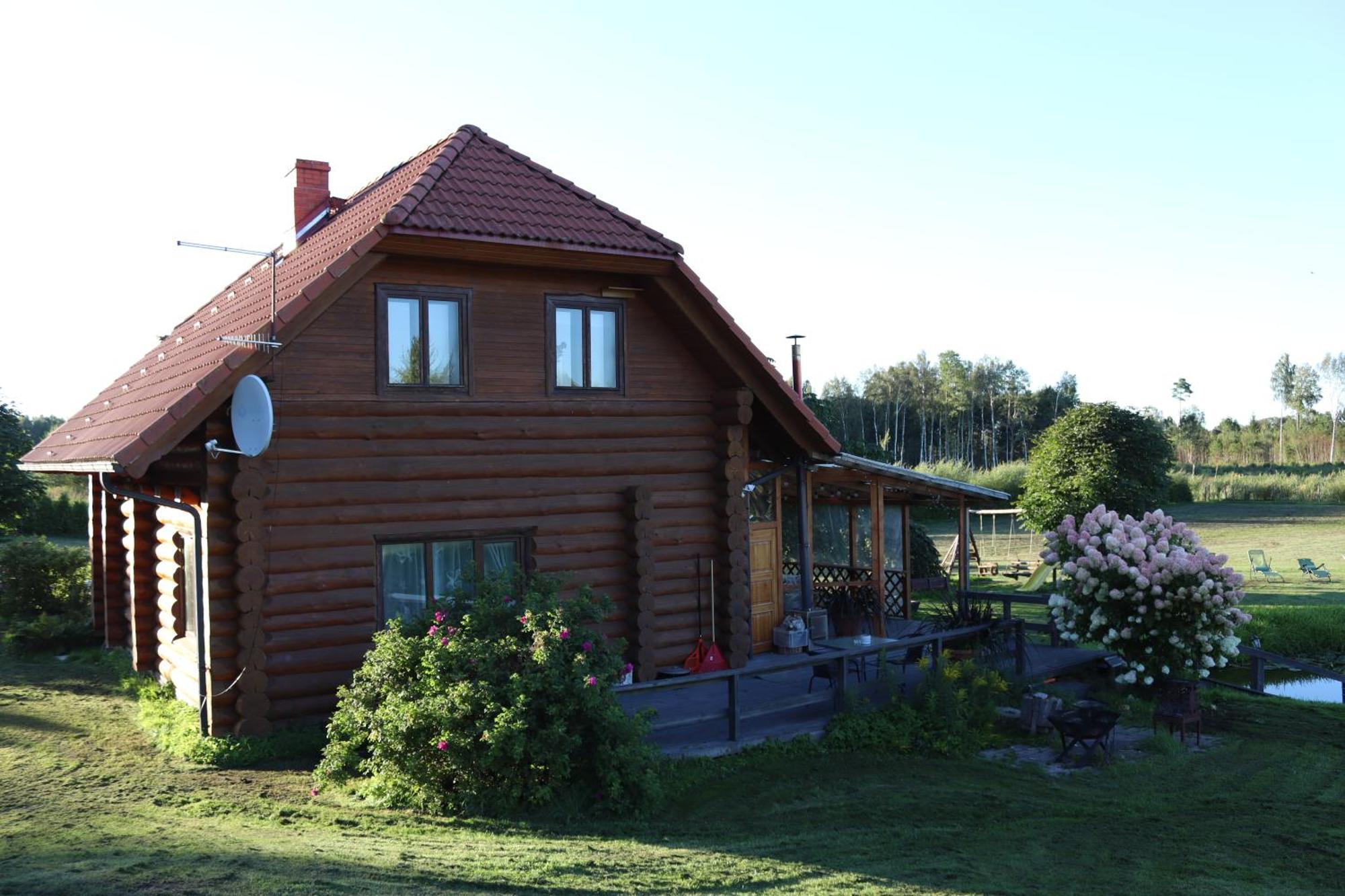 Hotel Kundzini à Bīriņi Extérieur photo