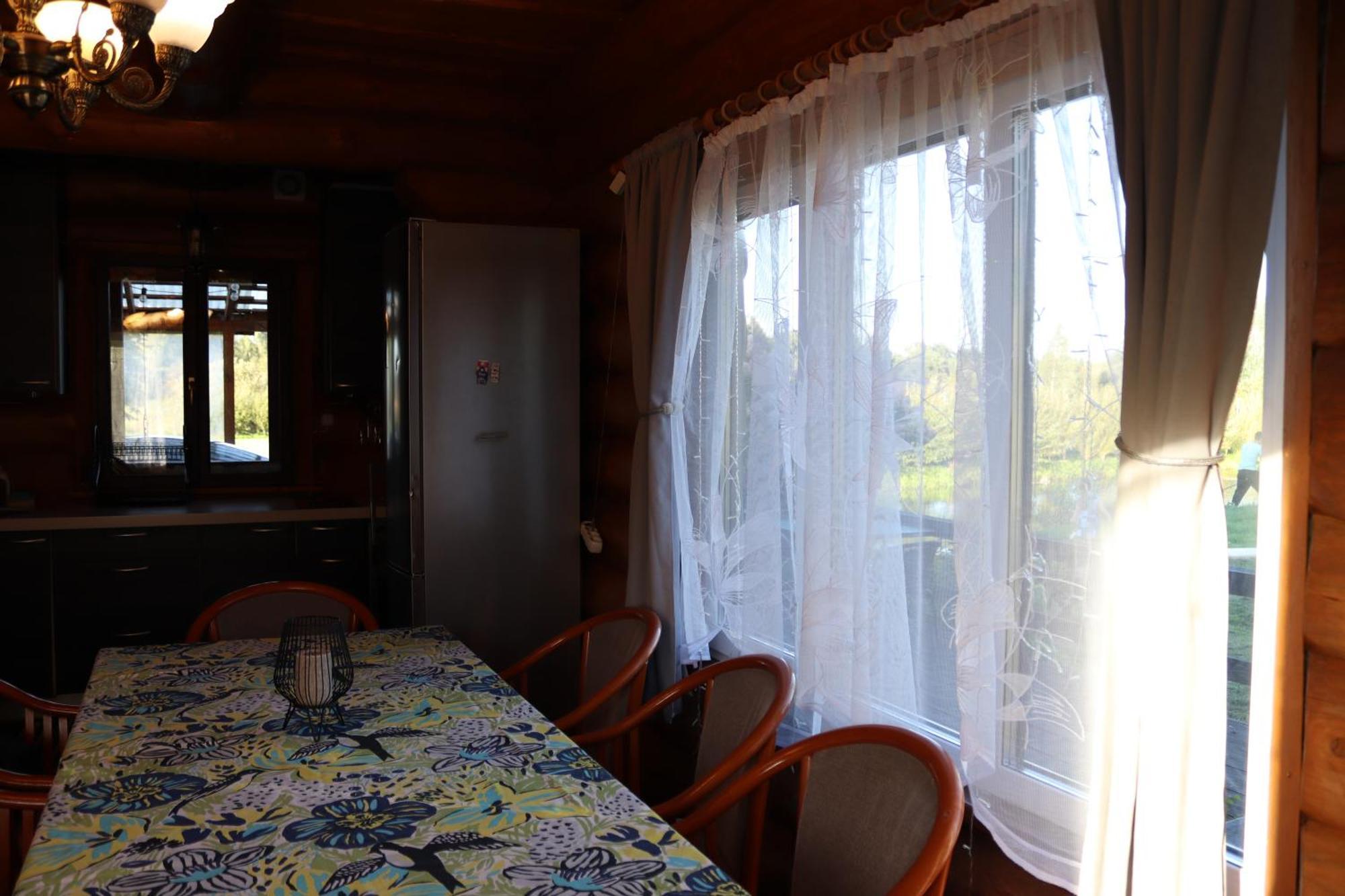 Hotel Kundzini à Bīriņi Extérieur photo
