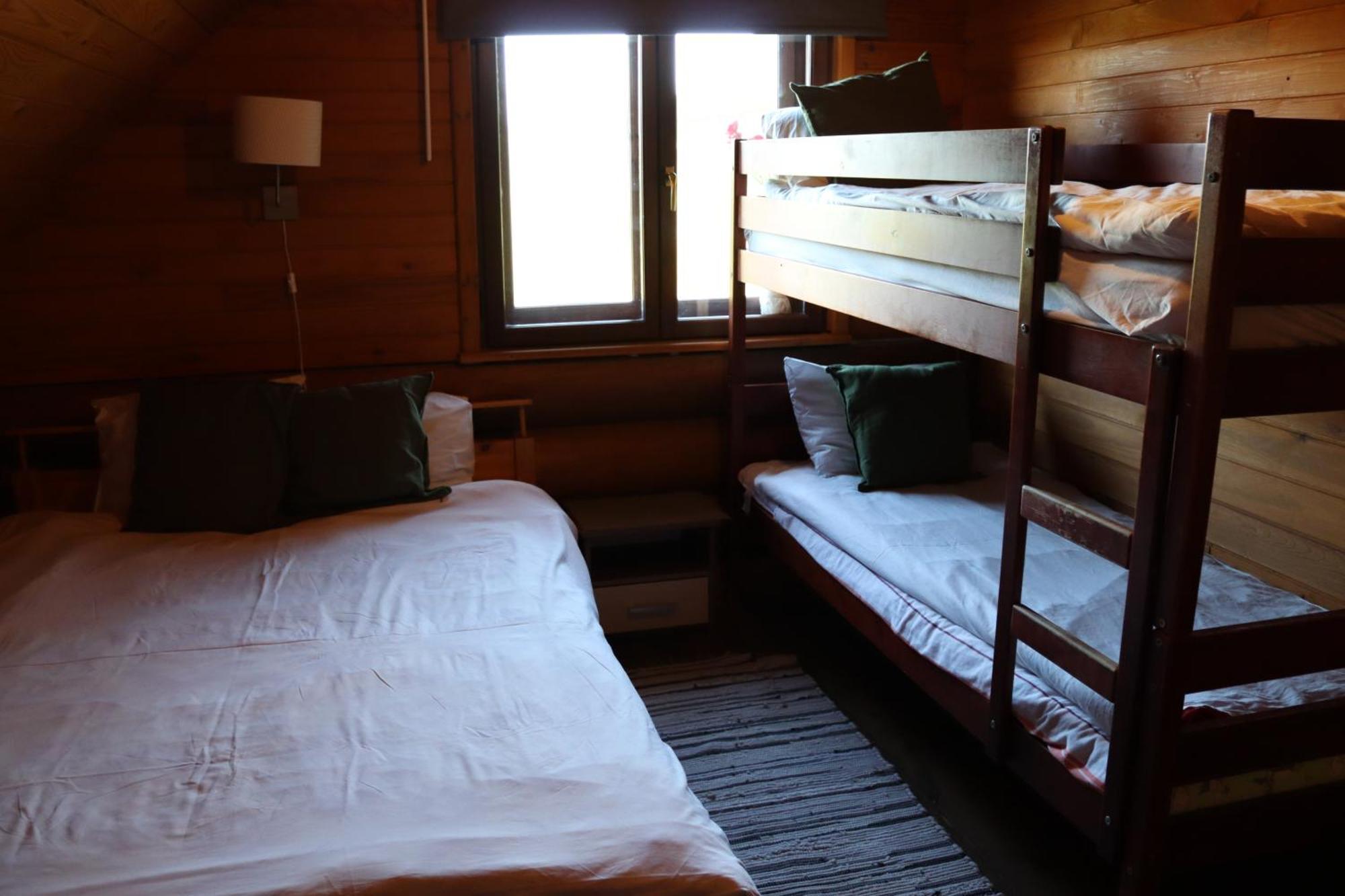 Hotel Kundzini à Bīriņi Extérieur photo