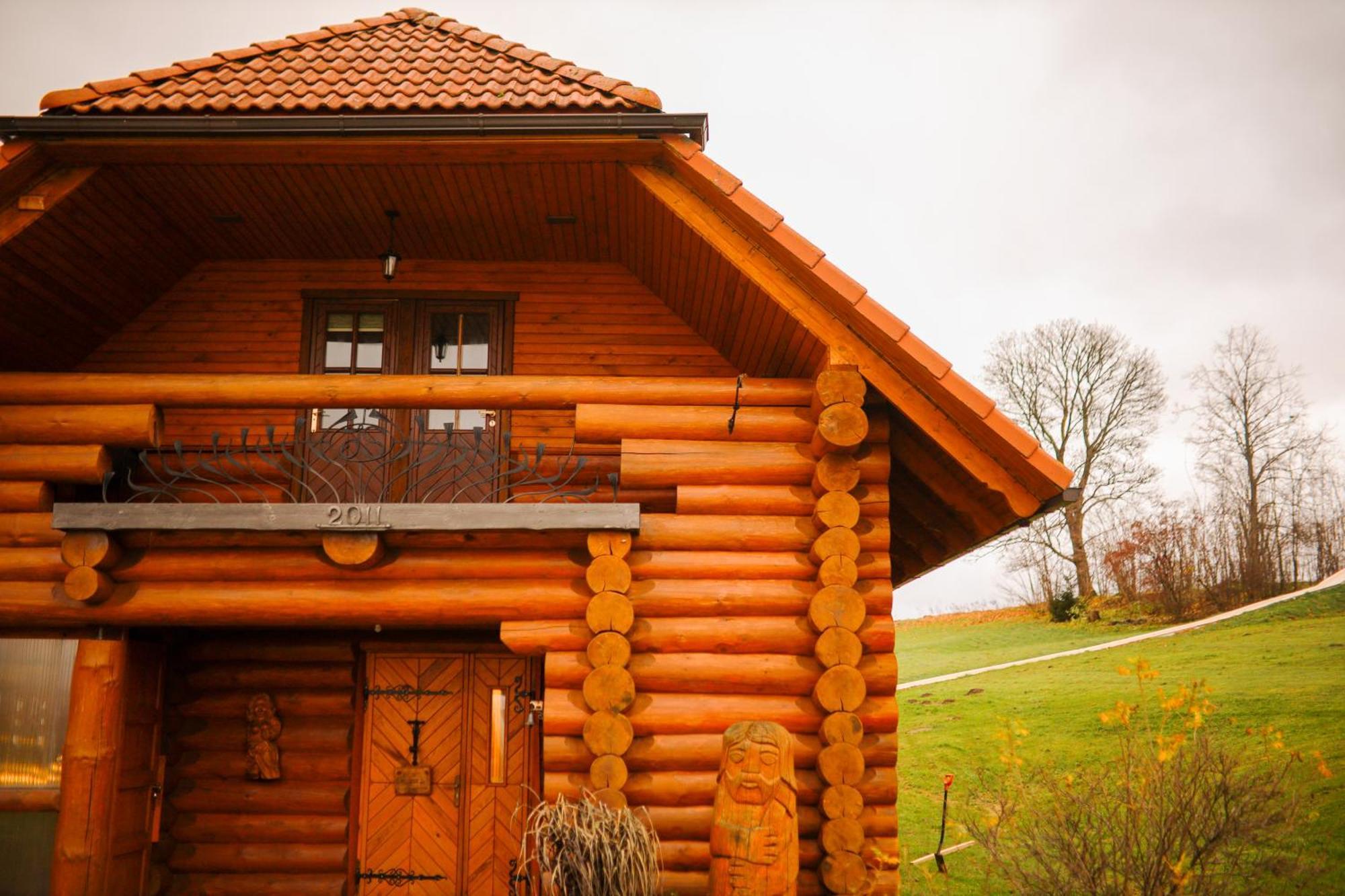 Hotel Kundzini à Bīriņi Extérieur photo